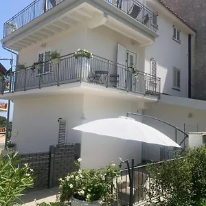  Bed & Breakfast Il Fiore Bianco
